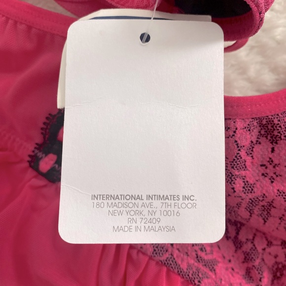 đź’•RENE ROFEđź’• Lingerie 2 piece set. Nightie with underwear. Brand new. Size M(6) - Picture 9 of 14